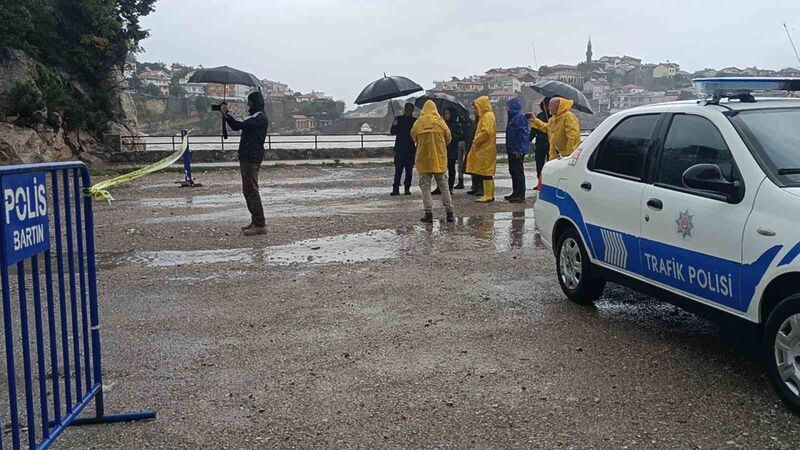 METEOROLOJİNİN SARI KODLA SEL,