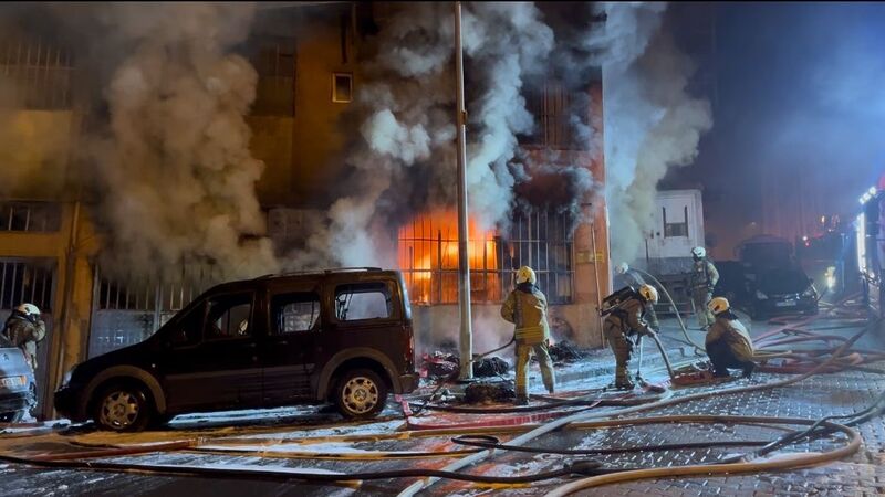 BEYOĞLU’NDA YATAK İMALATHANESİ YAPAN