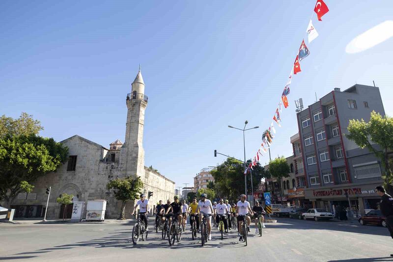 BİSİKLET TUTKUNLARI, TARSUS'TA DÜZENLENEN