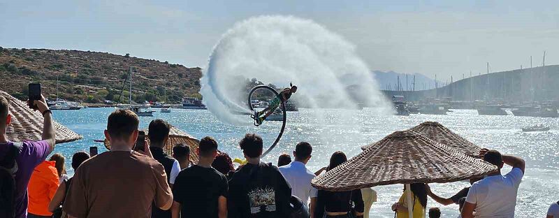 Bodrum’da turistler yüzerken büyük sürprizle karşılaştı