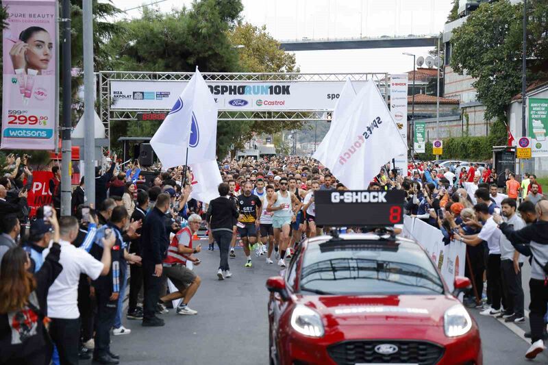 Boğaz’ın en renkli koşu etkinliği Bosphorun10K spor ve eğlenceyi bir araya getirdi