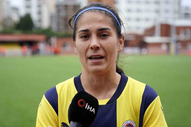 Busem Şeker: “Fenerbahçelilerin bayramı kutlu olsun”