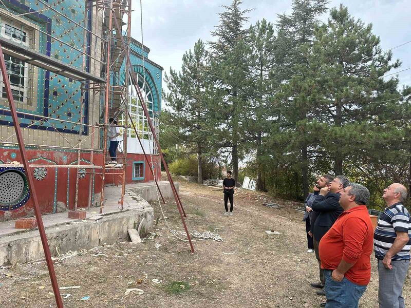 ÇİNİNİN BAŞKENTİ KÜTAHYA'DA 'ÇİNİ