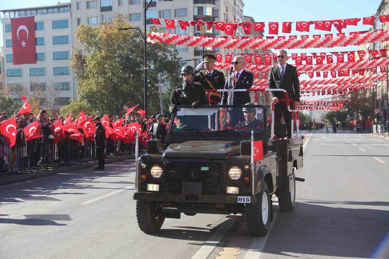 29 EKİM CUMHURİYET BAYRAMI'NIN