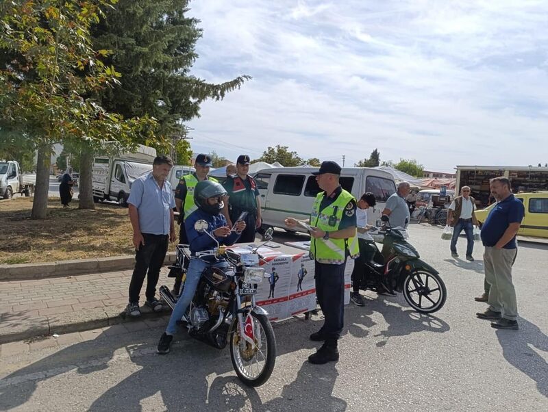 Denizli jandarması ‘Kaskımla Kaskoluyum’ projesi başlattı