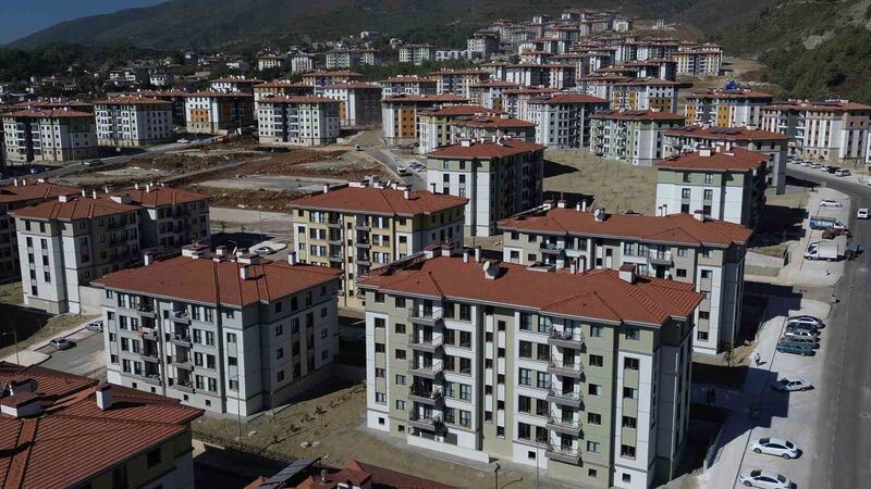 DEPREMİN YARALARININ SARILDIĞI HATAY’DA