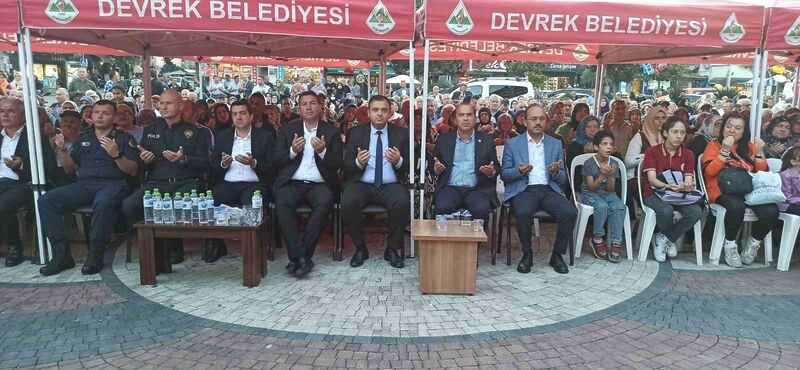 DEVREK'TE CAMİLER VE DİN