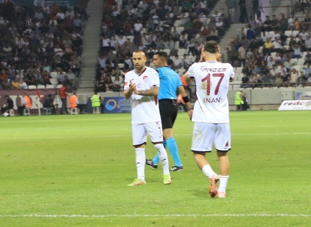 ELAZIĞSPOR- MENEMEN FK MAÇINI