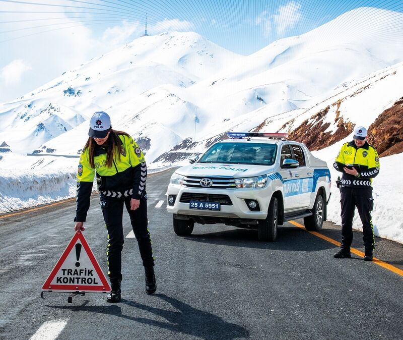 ERZURUM’DA POLİS VE 