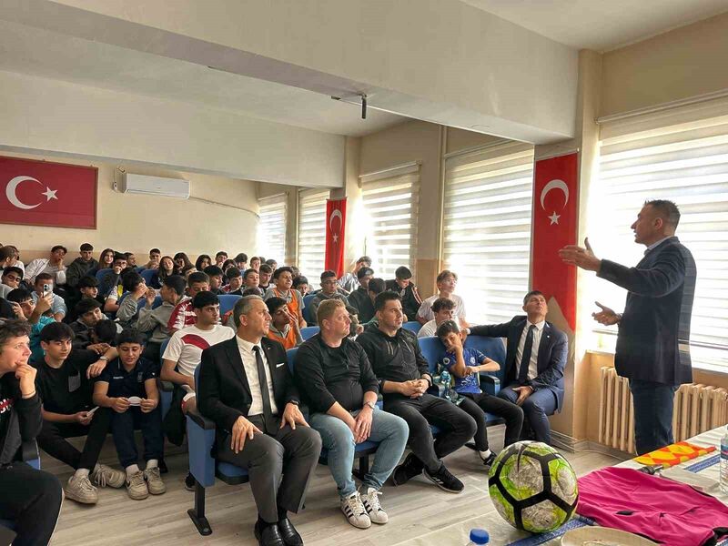 Eski FIFA hakemi Göçek Tekirdağ Muratlı’da