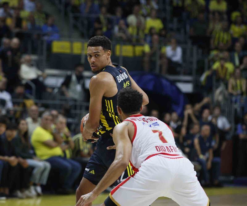 Fenerbahçe, Euroleague’e galibiyetle başladı