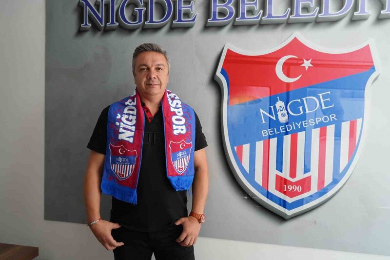 NİĞDE BELEDİYESPOR YÖNETİMİ TEKNİK DİREKTÖR FERİT ALPER SALGIN’IN İSTİFA ETTİĞİNİ