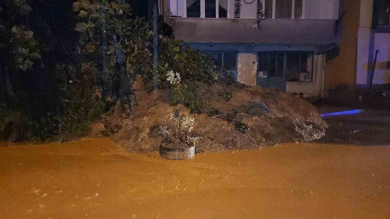 ZONGULDAK'TA AKŞAM SAATLERİNDE BİR