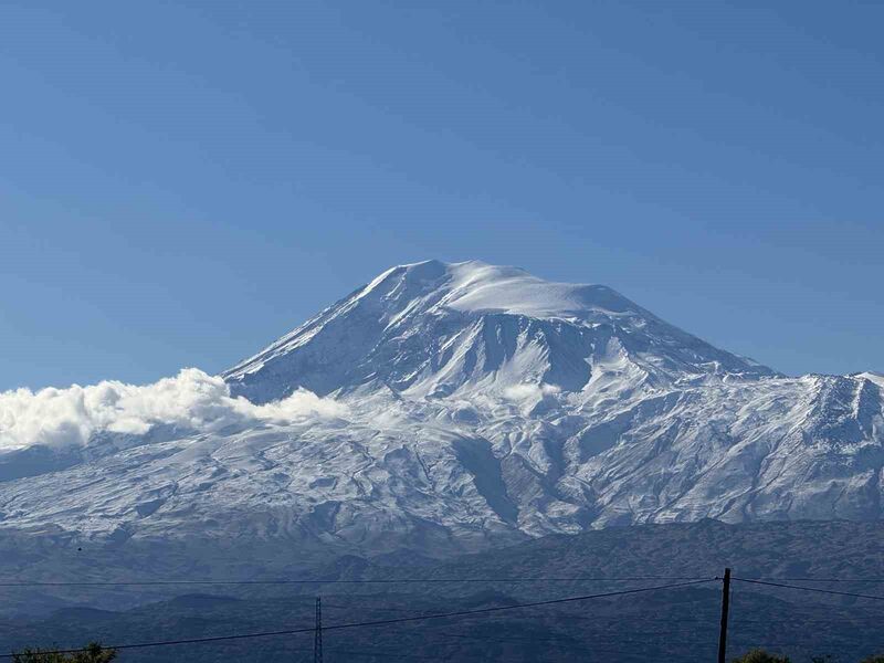 IĞDIR’IN YÜKSEK KESİMLERİNE MEVSİMİN