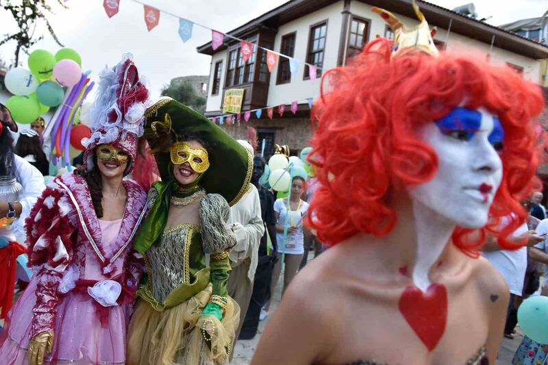 Kaleiçi Old Town Festivali’nin korteji 18 Ekim’de