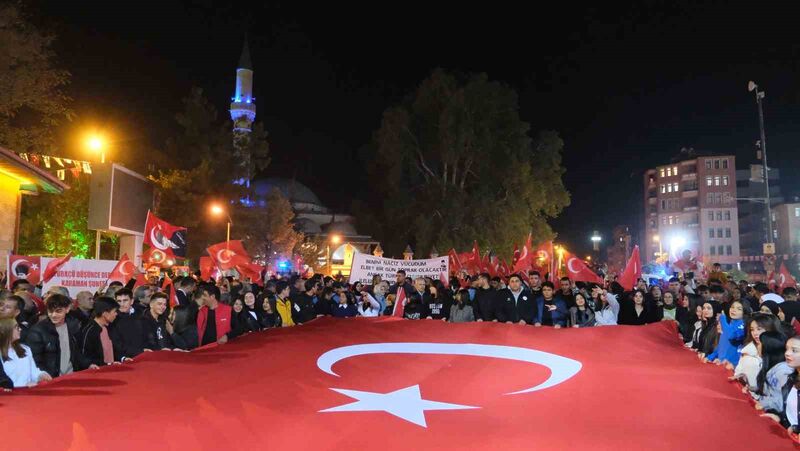 KARAMAN’DA 29 EKİM CUMHURİYET