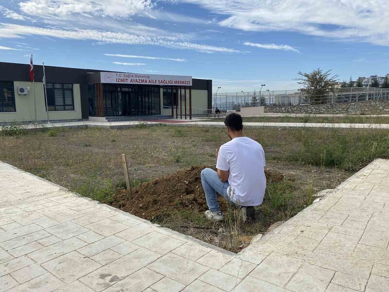 KOCAELİ'DE MAHALLE SAKİNLERİNİN PEYZAJ