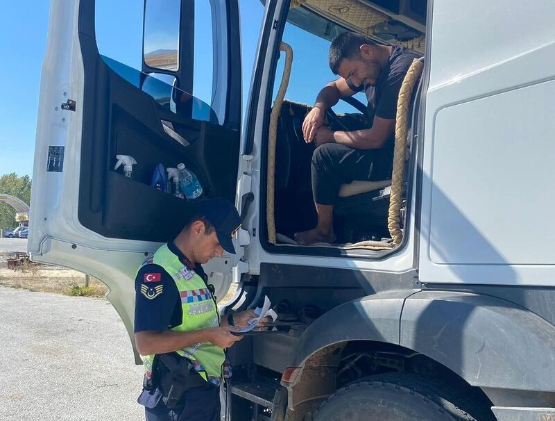 KÜTAHYA'DA JANDARMA TRAFİK VE