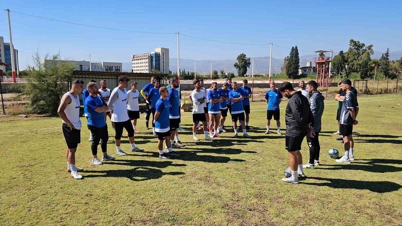 KUYUCAKSPOR'DA BAL HEYECANI BAŞLADI