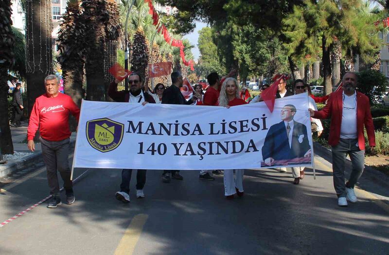 Manisa Lisesi’nden 140’ıncı yıla görkemli kutlama