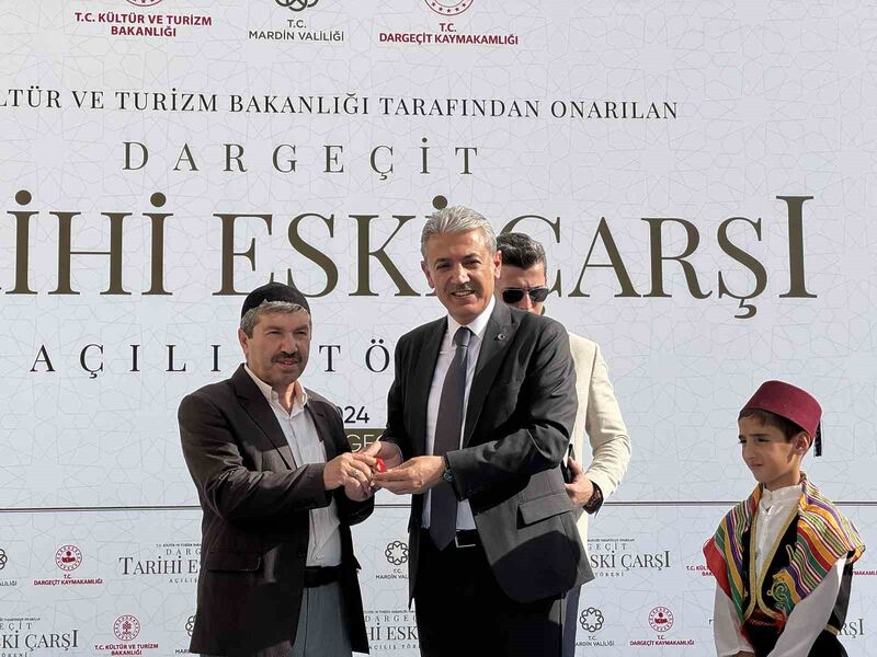 Mardin’de restorasyonu tamamlanan 400 yıllık Süryani Çarşısı açıldı