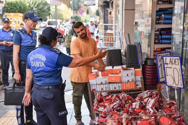 Mersin’de kaldırım işgallerine izin verilmiyor