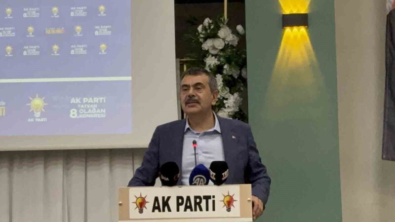 Milli Eğitim Bakanı Tekin, Tatvan’da konuştu: “Türkiye artık demokratik olgunluk düzeyi, çağdaş demokrasiler düzeyine gelmiş bir ülke”