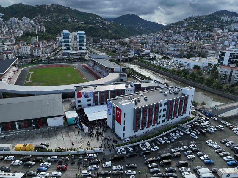 TRABZON'UN AKÇAABAT İLÇESİ'NDE HAYIRSEVER