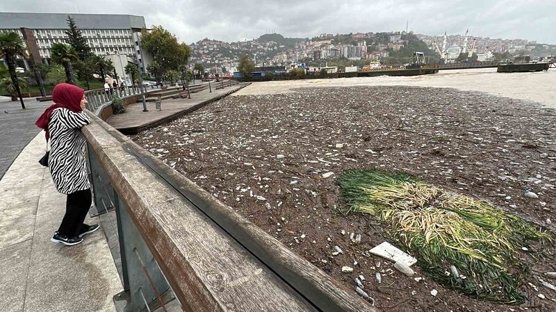 ZONGULDAK’TA ETKİLİ OLAN SAĞANAK