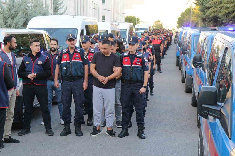 DENİZLİ’DE SOSYAL MEDYA ÜZERİNDEN