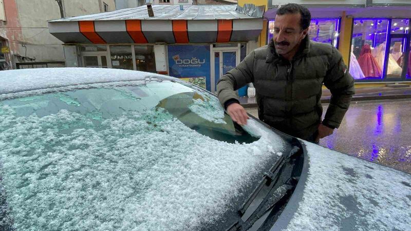 KARS'IN SARIKAMIŞ İLÇESİNE MEVSİMİN