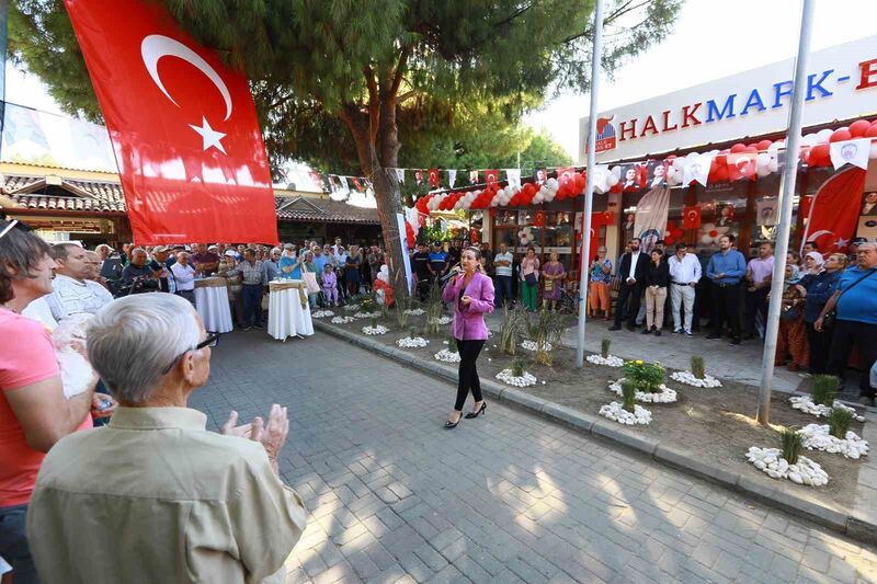 Selçuk’ta Halk Mark-Et hizmete başladı