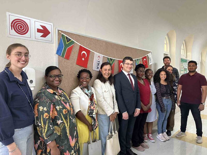 TİKA’dan Güney Afrika’daki Stellenbosch Üniversitesine ekipman desteği