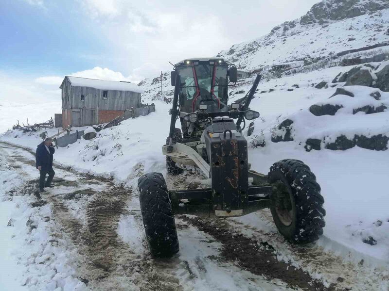 TRABZON'UN YÜKSEK KESİMLERİNDE KAR