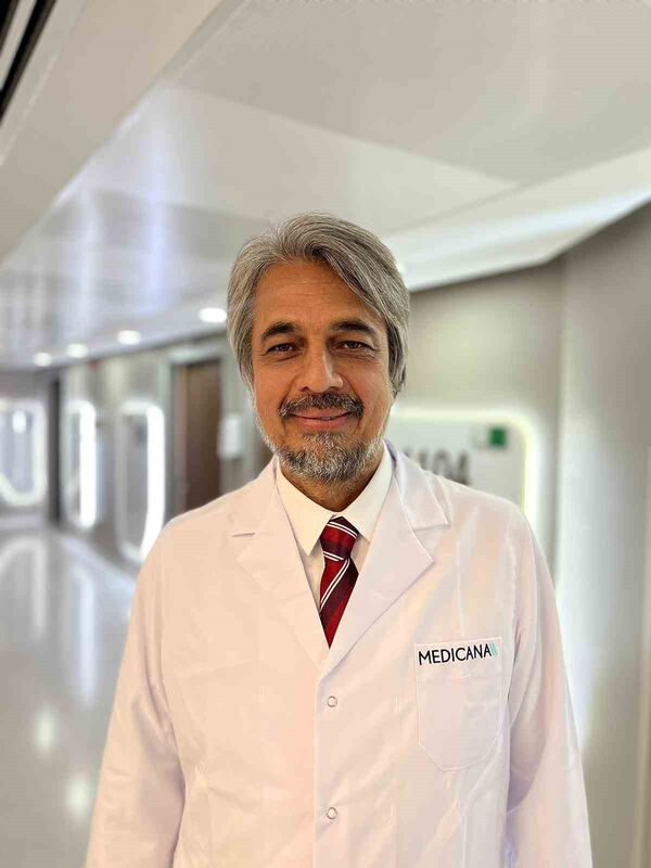 DOÇ. DR. HAKAN BÖLÜKBAŞI,