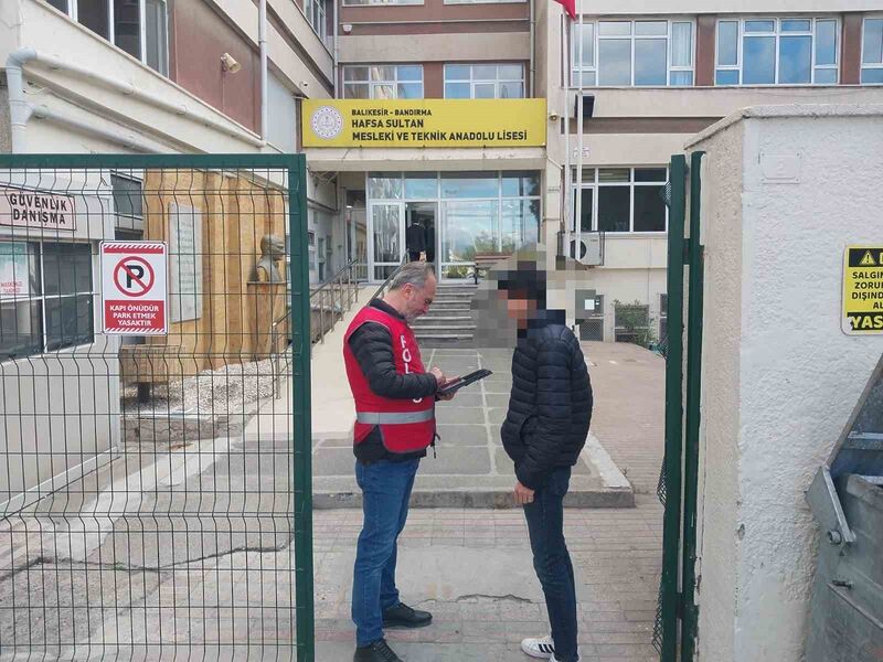 BANDIRMA’DA OKUL ÇEVRELERİNDE YOĞUN