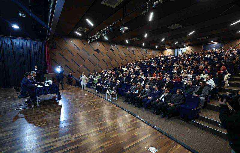 Başkan Alemdar: “İnşa edilecek yeni ve güçlü Sakarya’da gençlerimiz kendi hikayesini yazacak”