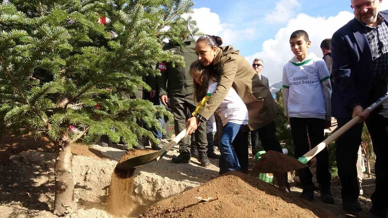 BURDUR’DA 'GELECEĞE NEFES İNSANLIĞA