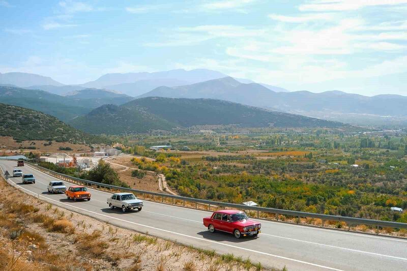 Isparta’da erkeklerin sanayi kokulu ’altın’ günü