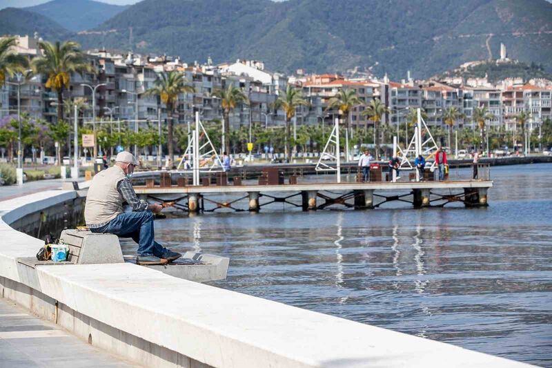 İZMİR KÖRFEZİ’Nİ TEMİZLEMEK İÇİN