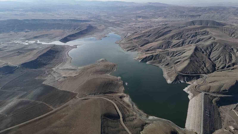 Kuraklığın vurduğu Sivas’ta geniş bir alanda sulu tarım kısıtlandı