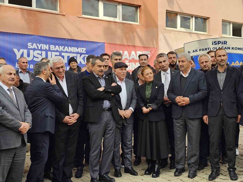 Milli Eğitim Bakanı Tekin, Erzurum’da ilçe kongrelerine katıldı