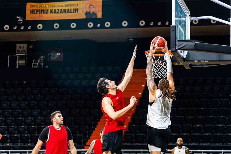 TÜRKİYE BASKETBOL SÜPER LİGİ’NDE