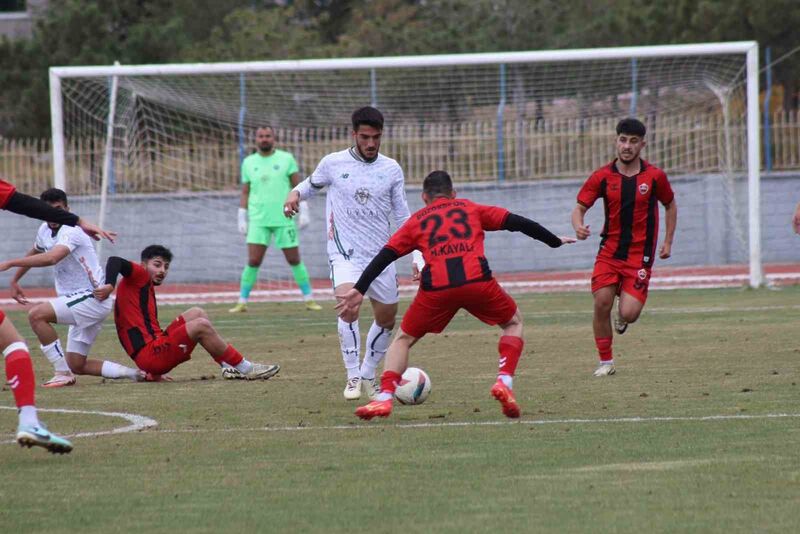 Nesine 3. Lig: 1922 Konyaspor: 2 – Yozgat Belediyesi Bozok Spor: 1