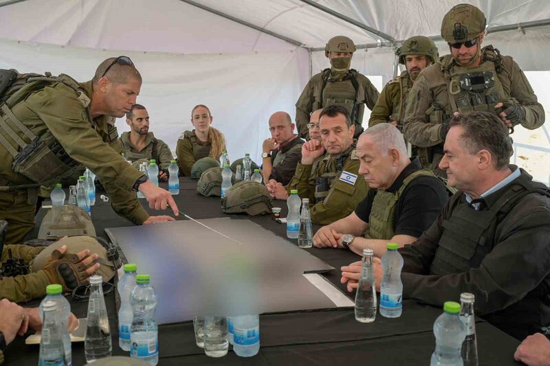 Netanyahu, Gazze’yi ikiye bölen Netzarim Koridoru’na gitti