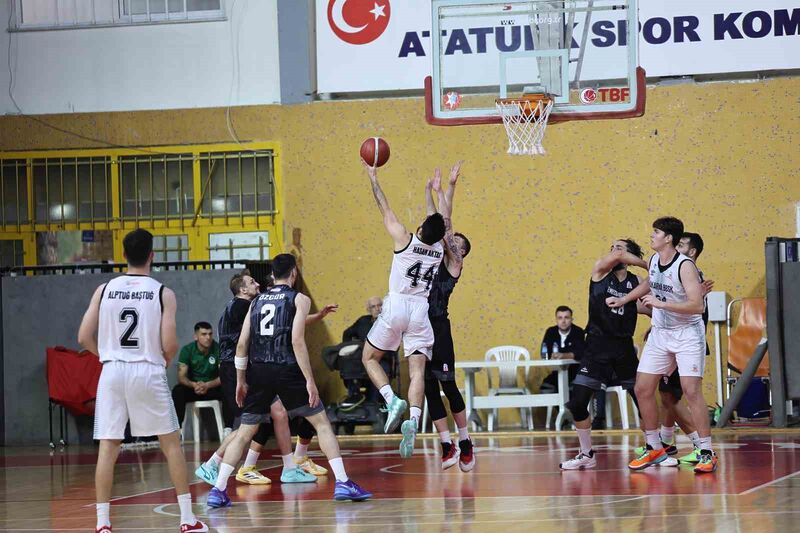 SAKARYA BÜYÜKŞEHİR BASKETBOL TAKIMI