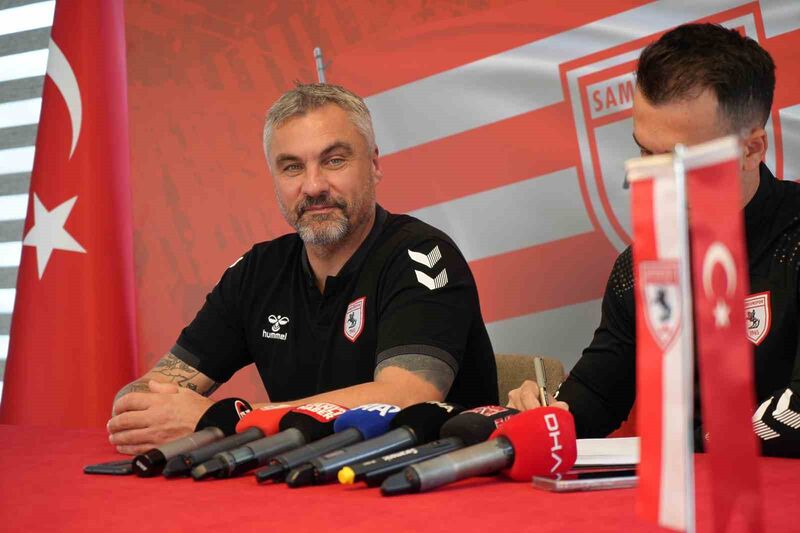 SAMSUNSPOR TEKNİK DİREKTÖRÜ THOMAS