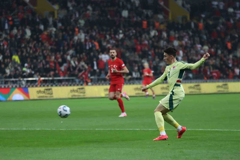 UEFA Uluslar Ligi: Türkiye: 0 – Galler: 0 (İlk yarı)