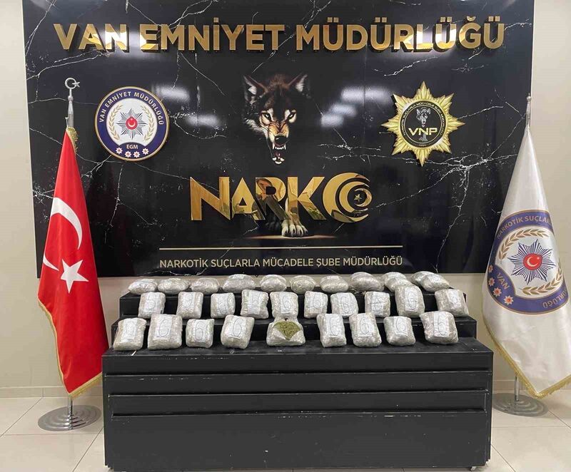 VAN'IN EDREMİT İLÇESİNDE NARKOTİK