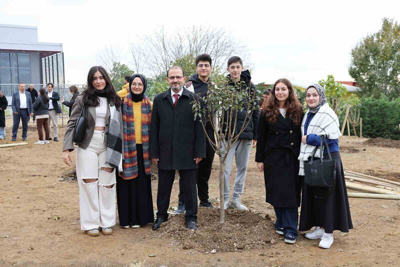 ‘DÜNYANIN EN SÜRDÜRÜLEBİLİR KAMPÜSLERİ’